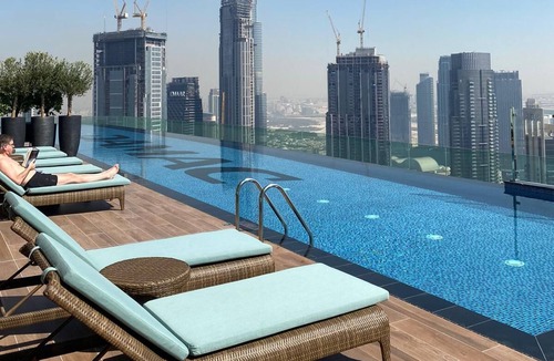 Downtown Dubai Apartment | Glittering 2 BHK | Paramount Midtown | City View