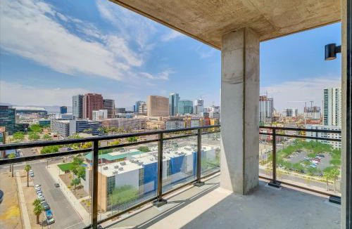Evans Churchill Apartment | Global Luxury Suites at Downtown Phoenix