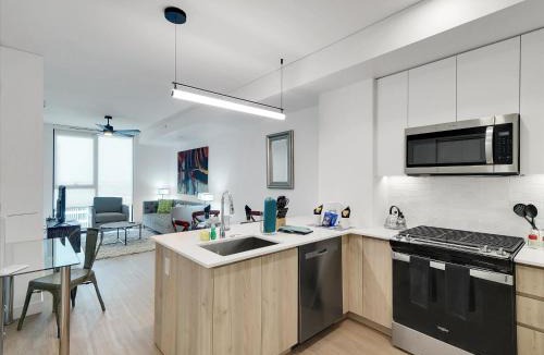 Evans Churchill Apartment | Global Luxury Suites at Downtown Phoenix