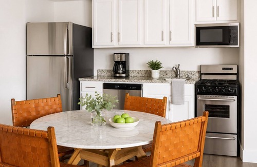Georgetown Apartment | Global Luxury Suites at Georgetown