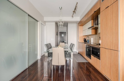 Toronto Entertainment District Condo | GLOBALSTAY. High Floor 1 Br in the Heart of DT