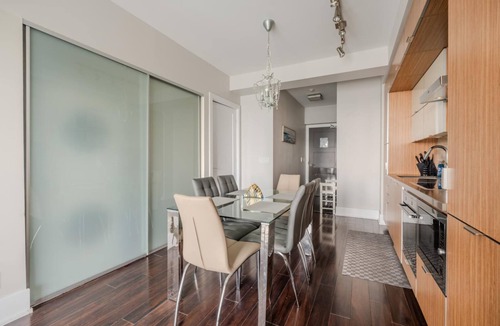 Toronto Entertainment District Condo | GLOBALSTAY. High Floor 1 Br in the Heart of DT