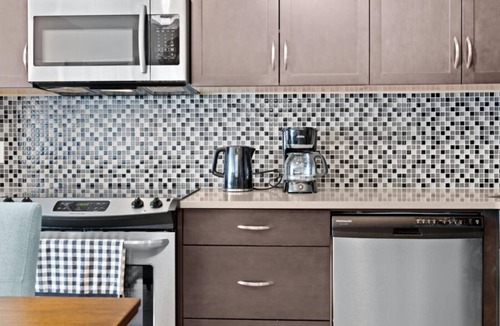 Victoria Park Condo | GLOBALSTAY . Luxury 2BR2BA Stampede,Mountains View.Free Parking