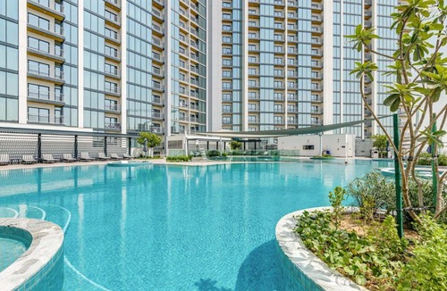 Nad Al Sheba Apartment | GlobalStay The Crest Tower C Apartments Dubai