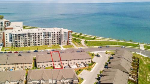 Stoney Creek House | GlobalStay Waterfront 5 Bedroom Townhouse Hot tub Sauna Stoney Creek