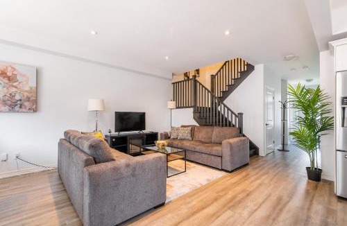 Stoney Creek House | GlobalStay Waterfront 5 Bedroom Townhouse Hot tub Sauna Stoney Creek