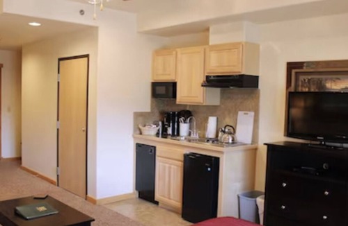 Peak 9 Hotel | Glorious 2 Bedroom at Grand Timber Lodge in Breck - sleeps 8n