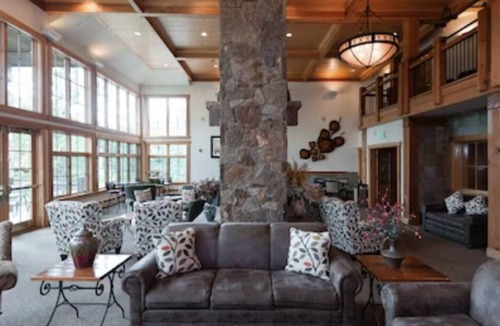 Peak 9 Hotel | Glorious 2 Bedroom at Grand Timber Lodge in Breck - sleeps 8n