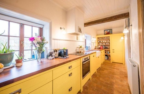 Saxmundham House | Glorious 5 bed in Snape