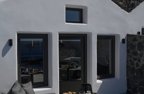 Imerovigli Villa | Glorious Santorini Suite | Dryad Suite | Breathtaking Sea Views