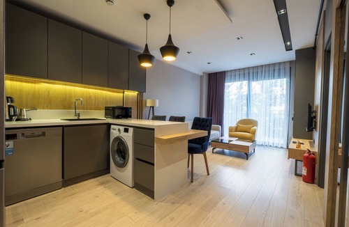 Lara Apartment | GLORY LIFE