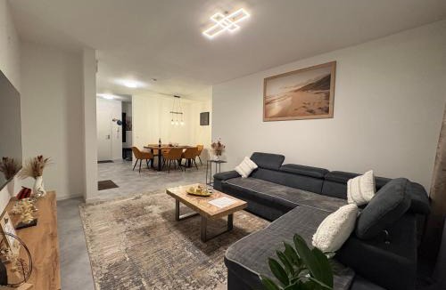 Dusslingen Apartment | Glory's Apartment