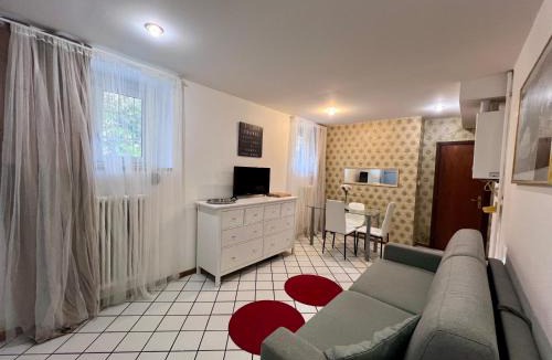 Gries - Quirein Apartment | Glow