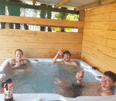Franz Josef Glacier Hostel | Glow Worm Accommodation