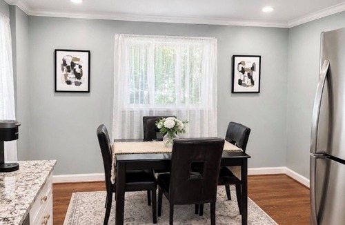 Fairfax House | GMU & Courthouse Suite