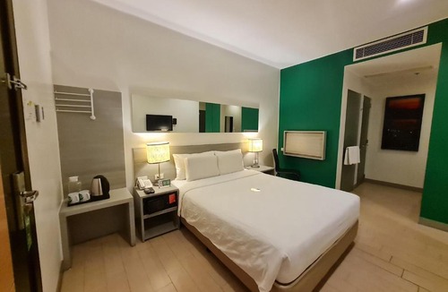 Paco Hotel | Go Hotels Otis - Manila