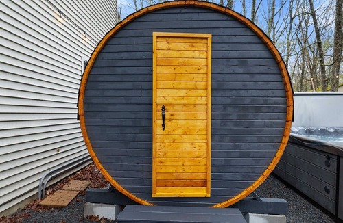 Jim Thorpe House | GOAT House | Sports Retreat + Indoor Bball