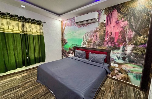 Greater Noida House | GoBravo 48 -2BHK Farm with Pool & Lawn Sector 150 Noida