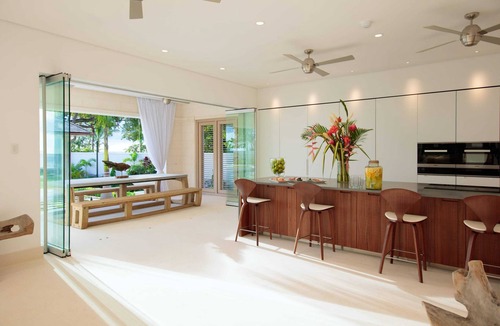 Little Battaleys Villa | Godings Beach House in St. Peter by Personal Villas - Cool, Light and Airy Vibe