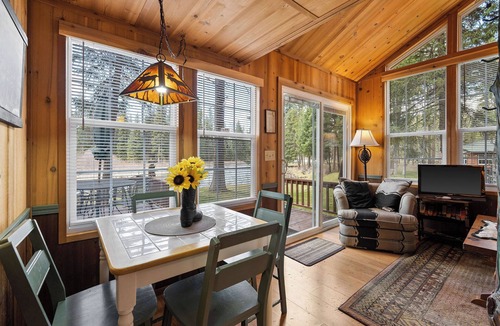 Bigfork Cabin | Gods County Cottage on Swan River