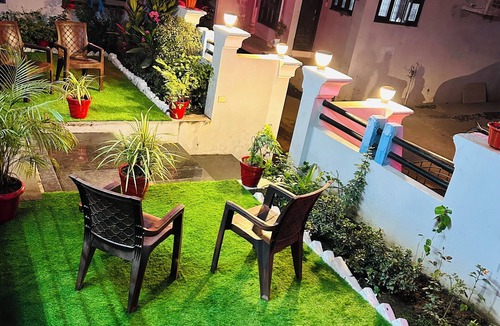 Maheshwar Villa | Gokul hotel