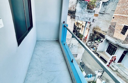 Maheshwar Villa | Gokul hotel