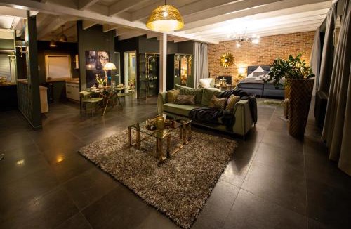 Sankt-Vith Apartment | Golden Eye Suite
