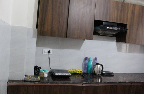 Tapovan Apartment | Golden Hours | Balcony Stay in Tapovan