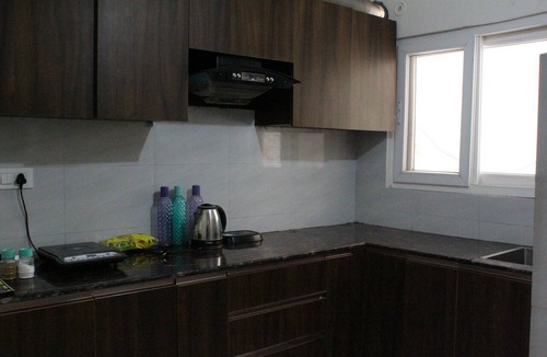 Tapovan Apartment | Golden Hours | Balcony Stay in Tapovan