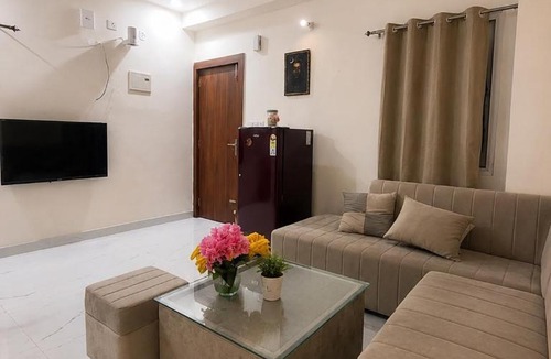 Haridwar Apartment | Golden Hours - Cozy Stay in Tapovan Rishikesh
