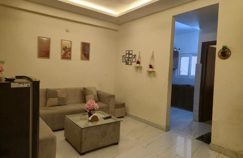 Haridwar Apartment | Golden Hours - Cozy Stay in Tapovan Rishikesh