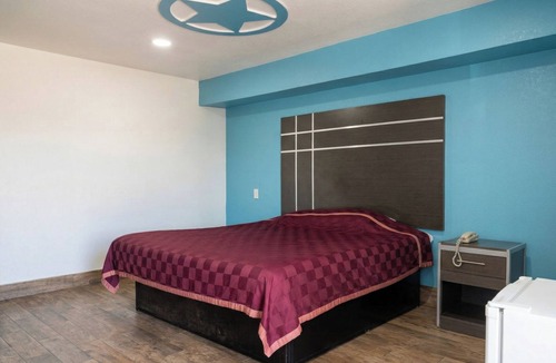 Riverside Terrace Hotel | Golden Motel Near Houston Medical Center