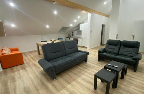 Ehingen Apartment | Golden Nest