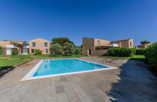 Masainas Villa | Golden Stone Villa: Pool Relax