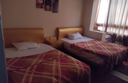 Al Duqqi Cabin | Golden Suite