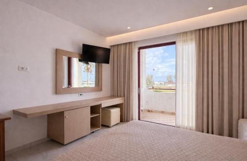 Tingaki Apartment | Golden Sun