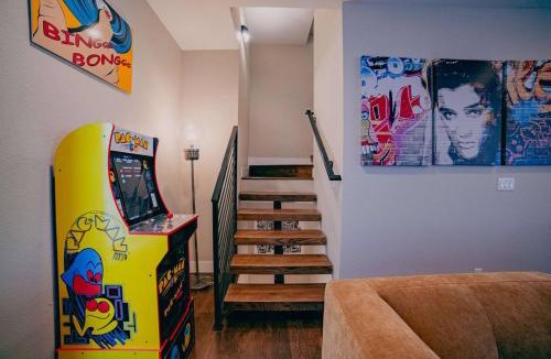 Civic Center House | Golden Triangle Townhome at Downtown Denver