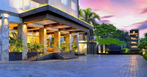 Taj Ganj Hotel | Golden Tulip Agra