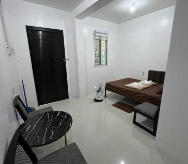 Bambang Apartment | Goldenjhostel