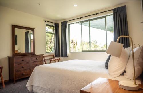 Greymouth Hotel | Goldfield Suites