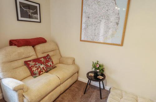 Spilsby House | Goldfinch