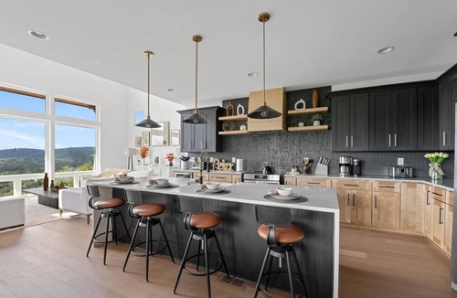 Fletcher House | Goldielocks Retreat!