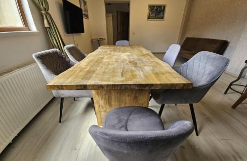 Old Town Apartment | GoldRing