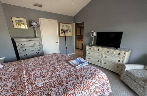 Sawgrass House | Golf and Beach Getaway! Quiet neighborhood across the street from TPC Sawgrass
