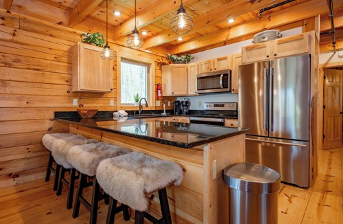 Mountainside House | Golf Area Cabin by Wisp w/Hot Tub
