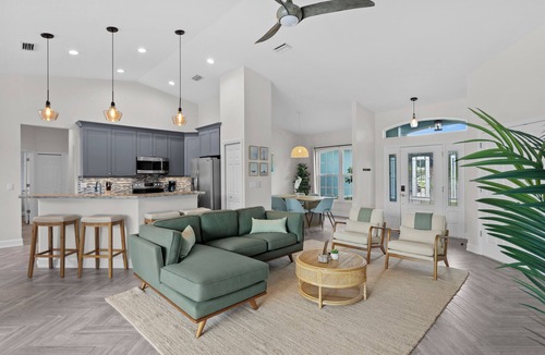 Whitfield House | GOLF COURSE BACKYARD, Heated Pool, Pickleball, Putting Green, BBALL