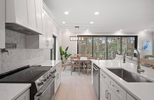 Sweetgrass House | Golf Course Front, Golf Cart Included, Pet Friendly - 155 Davis Love