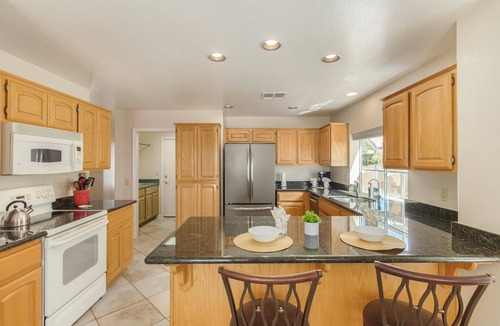Cottonwood House | Golf Course Home in Sun Lakes w Pool, Spa, 3 BR