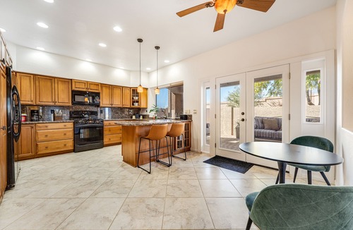 Red Mountain Ranch House | Golf Course Home with Private Pool & Spa, Backyard Putting Green, & Fast WiFi
