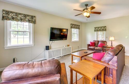 Hollidaysburg House | Golf Course On-Site: Spacious Hollidaysburg Home!
